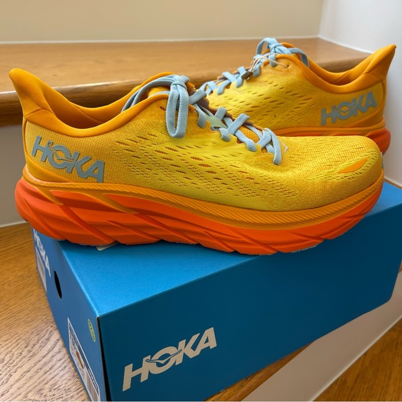 NWT Hoka Clifton 8 Yellow Hoka One One Men’s Running shoes — brand NEW - Picture 8 of 16